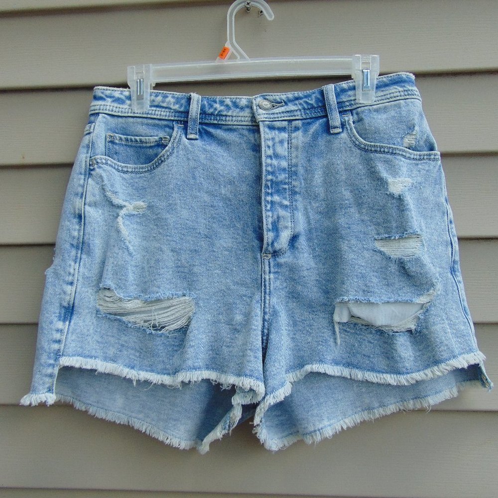 Womens Hollister High Rise Mom Shorts - Like New Size 11